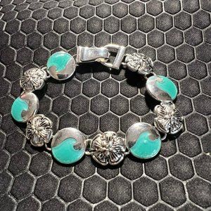 Sand Dollar and Wave Bracelet Aqua Made of Sterling Silver